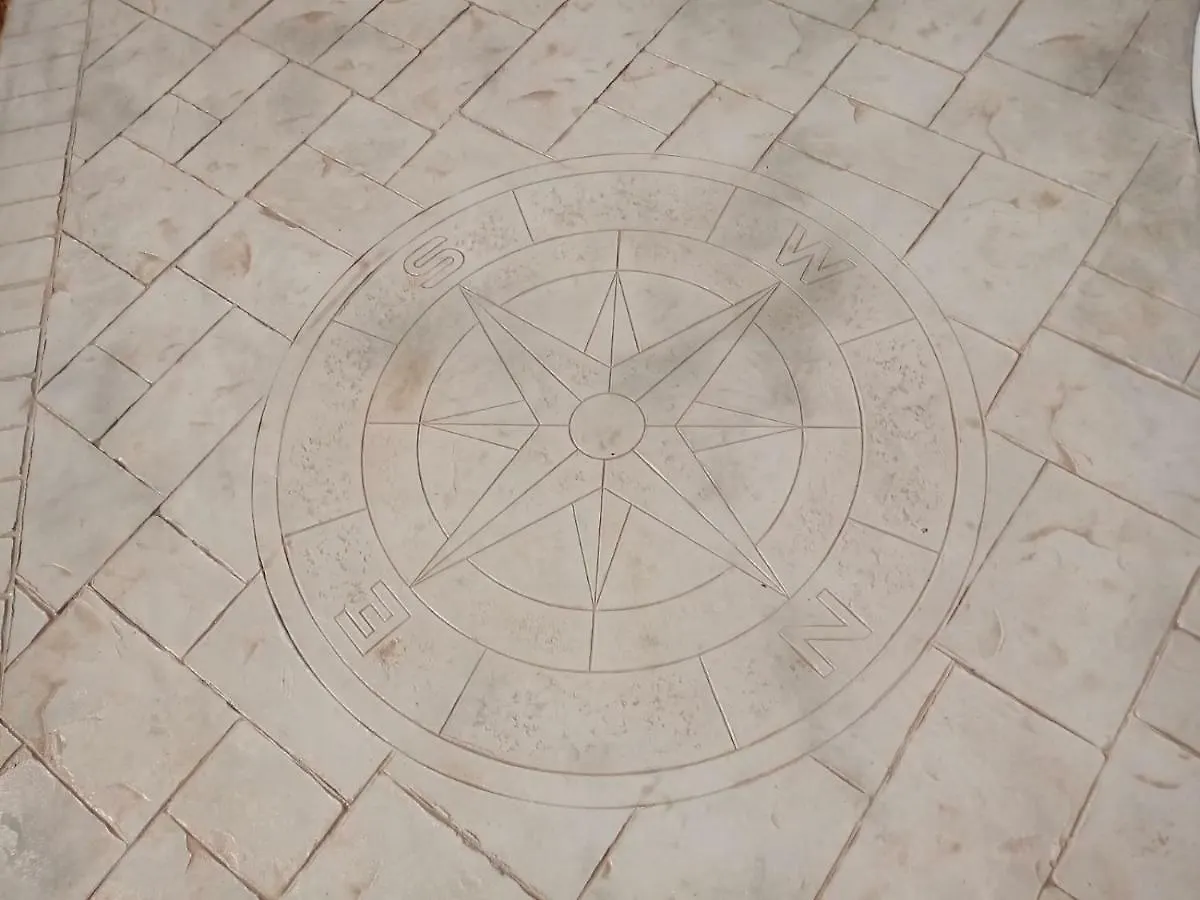 Petracca A Villa Manghisi בית נופש